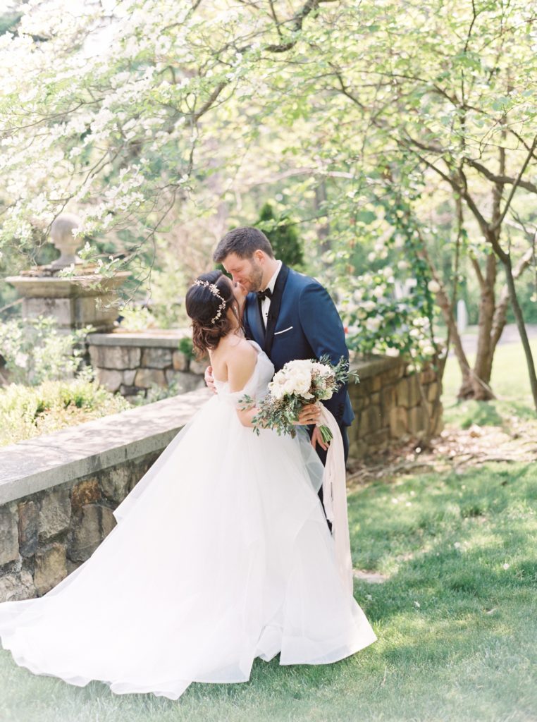 Joanne + Chris \\ Strong Mansion, Maryland Film Wedding Photographer ...