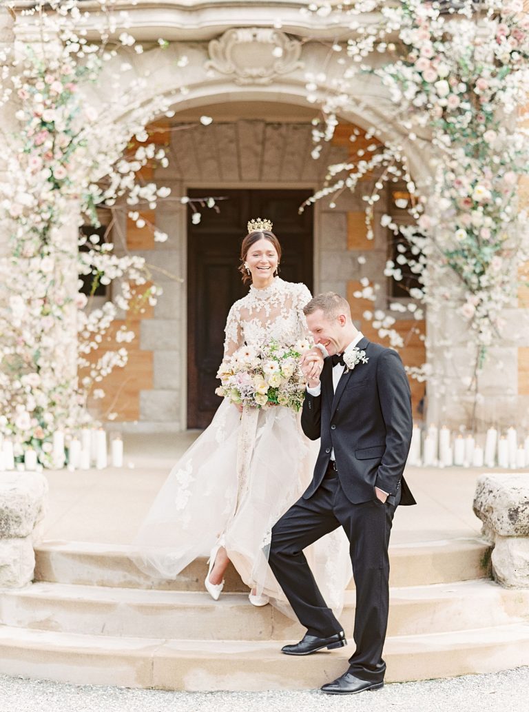 Cairnwood Estate : A Floral-Filled, Elegant Royal Spring Wedding ...